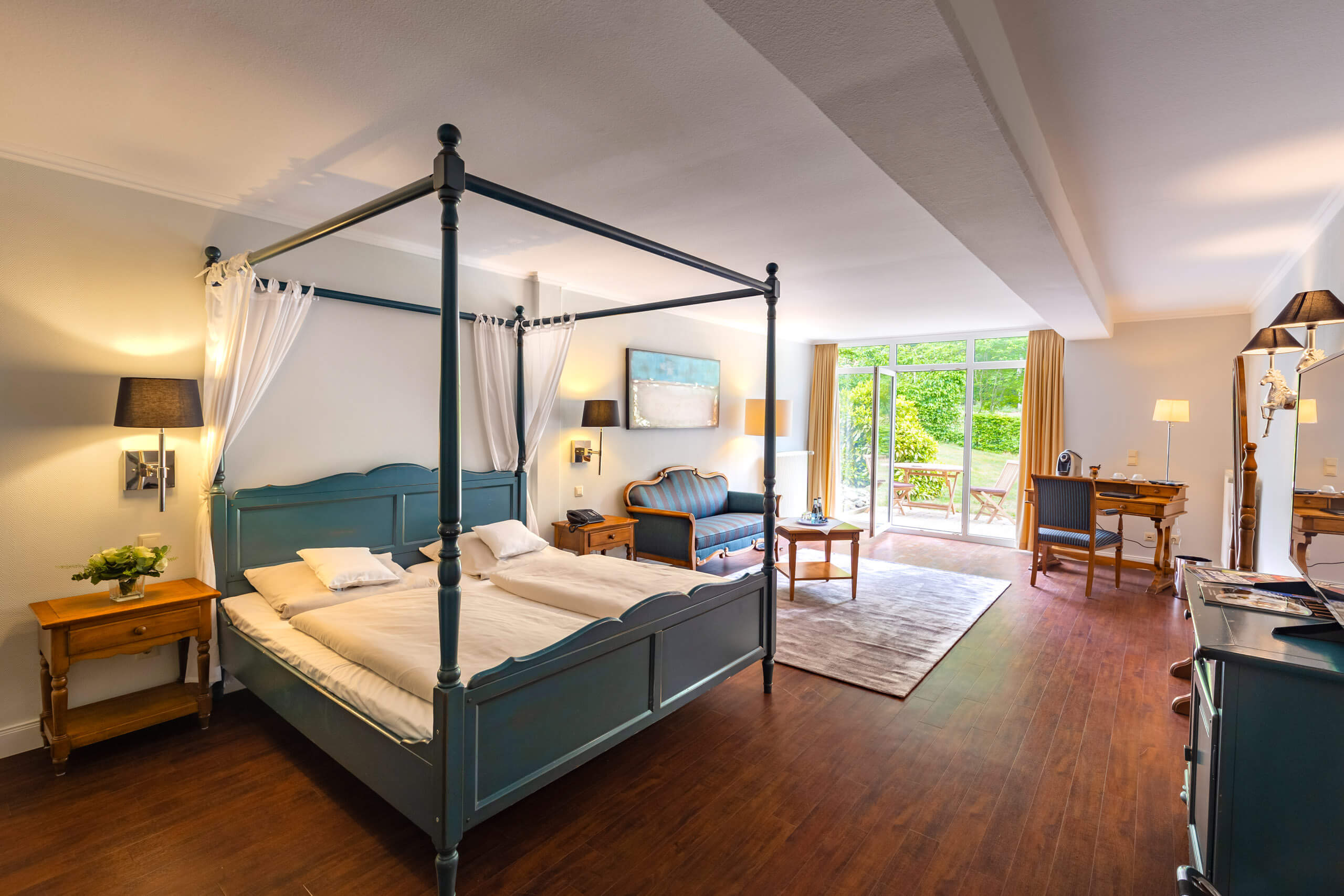 Business-Doppelzimmer auf Gut Altona mit Arbeitsplatz