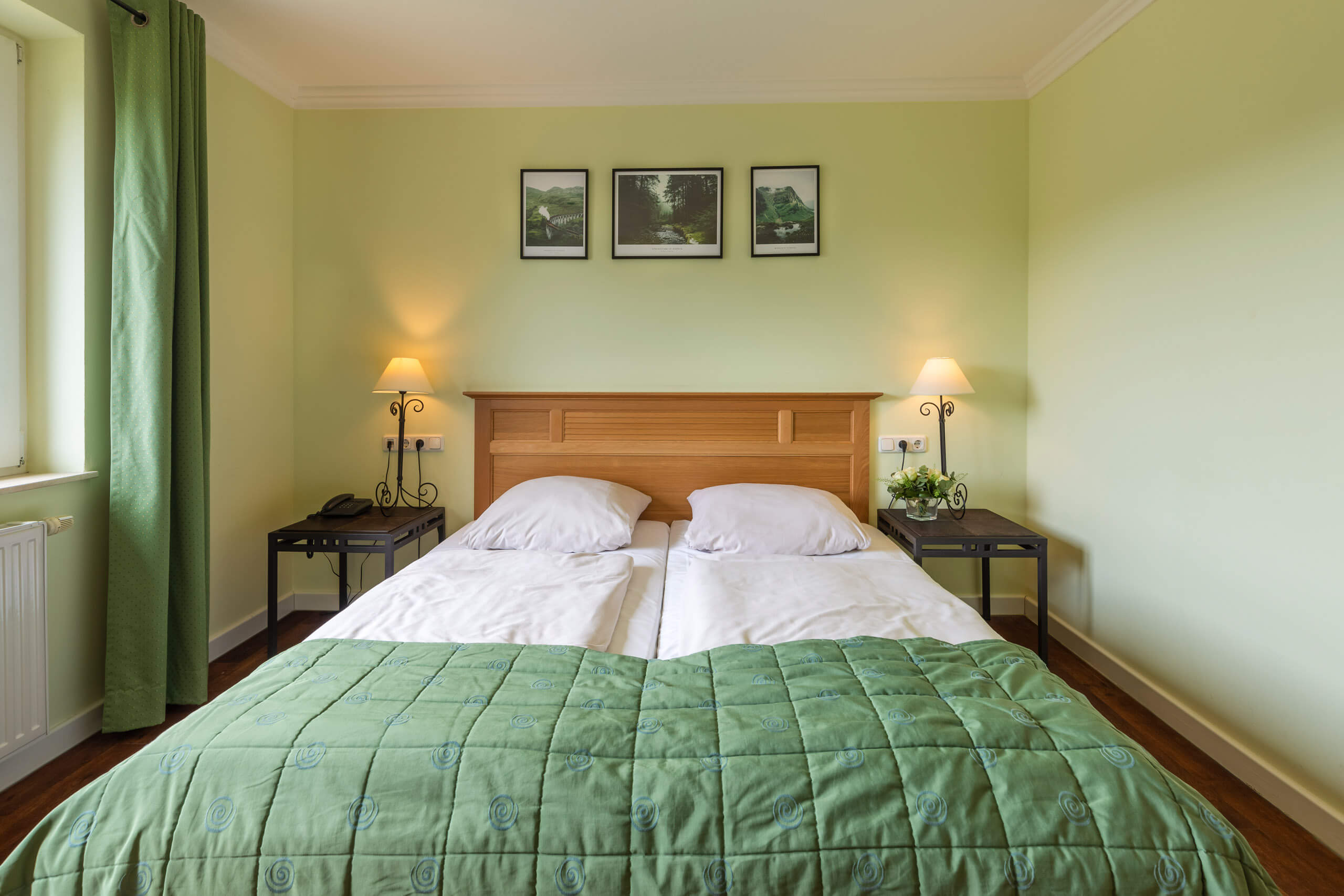 Komfort-Doppelzimmer auf Gut Altona mit heller Einrichtung